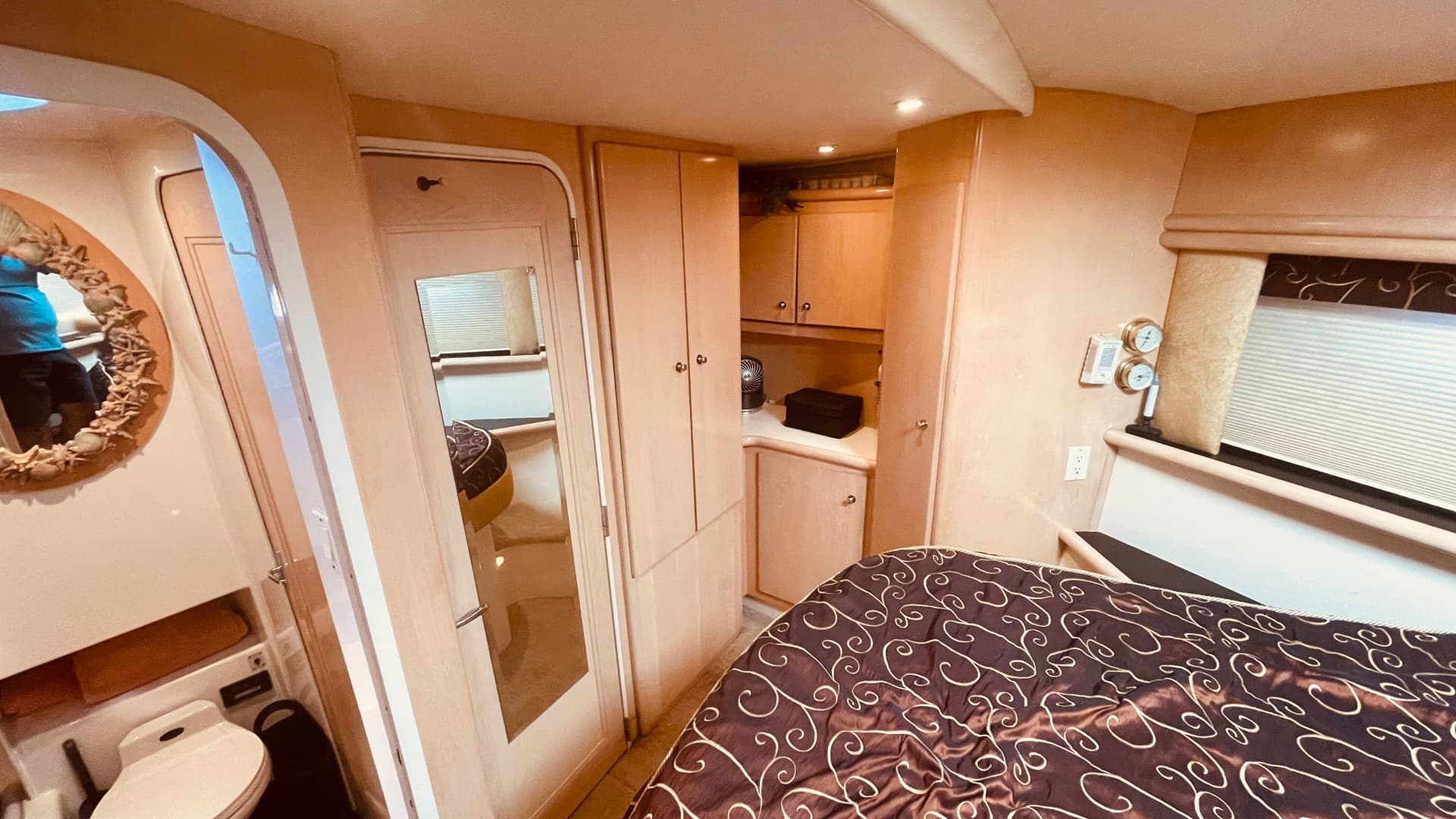 1997 Carver Yachts 500 Cockpit — photo 13