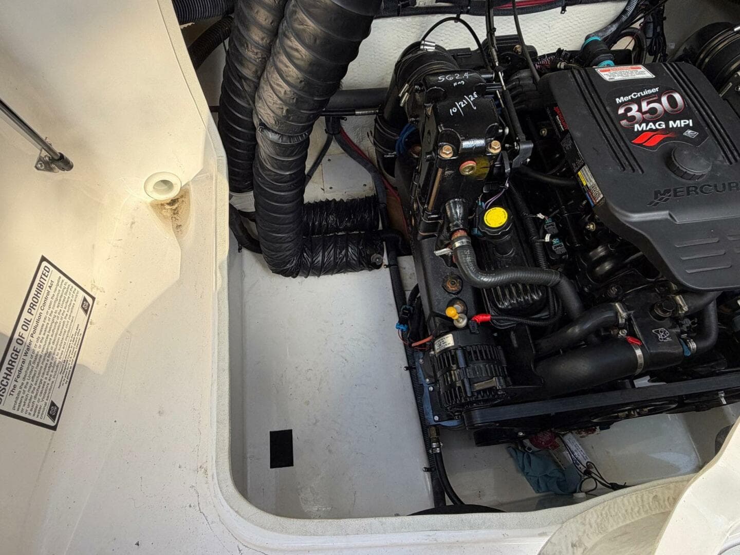 2008 Regal 2450 Cuddy — photo 22