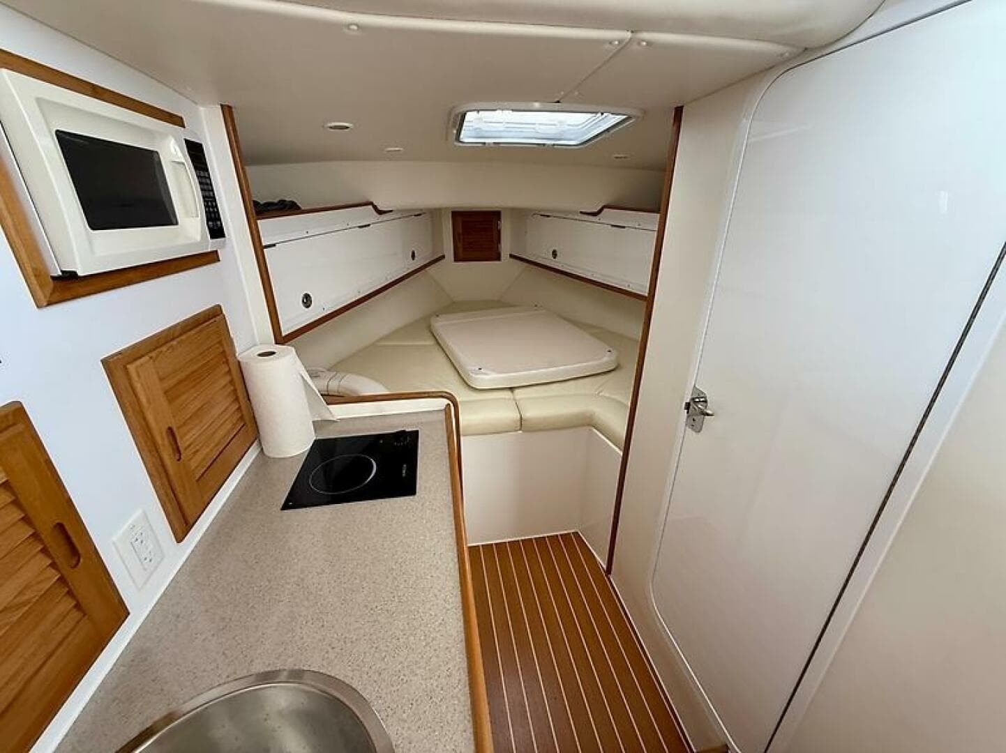 2019 Judge 36 Chesapeake — photo 3