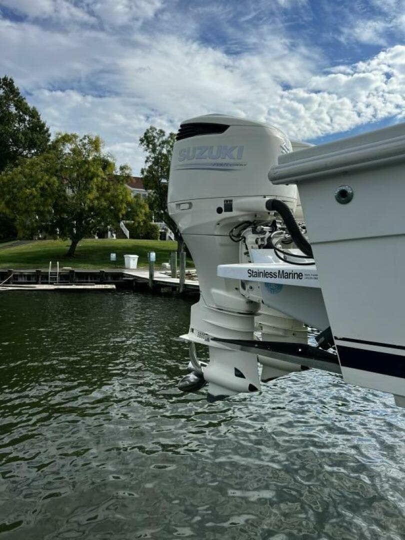 2000 Avanti 33 — photo 4