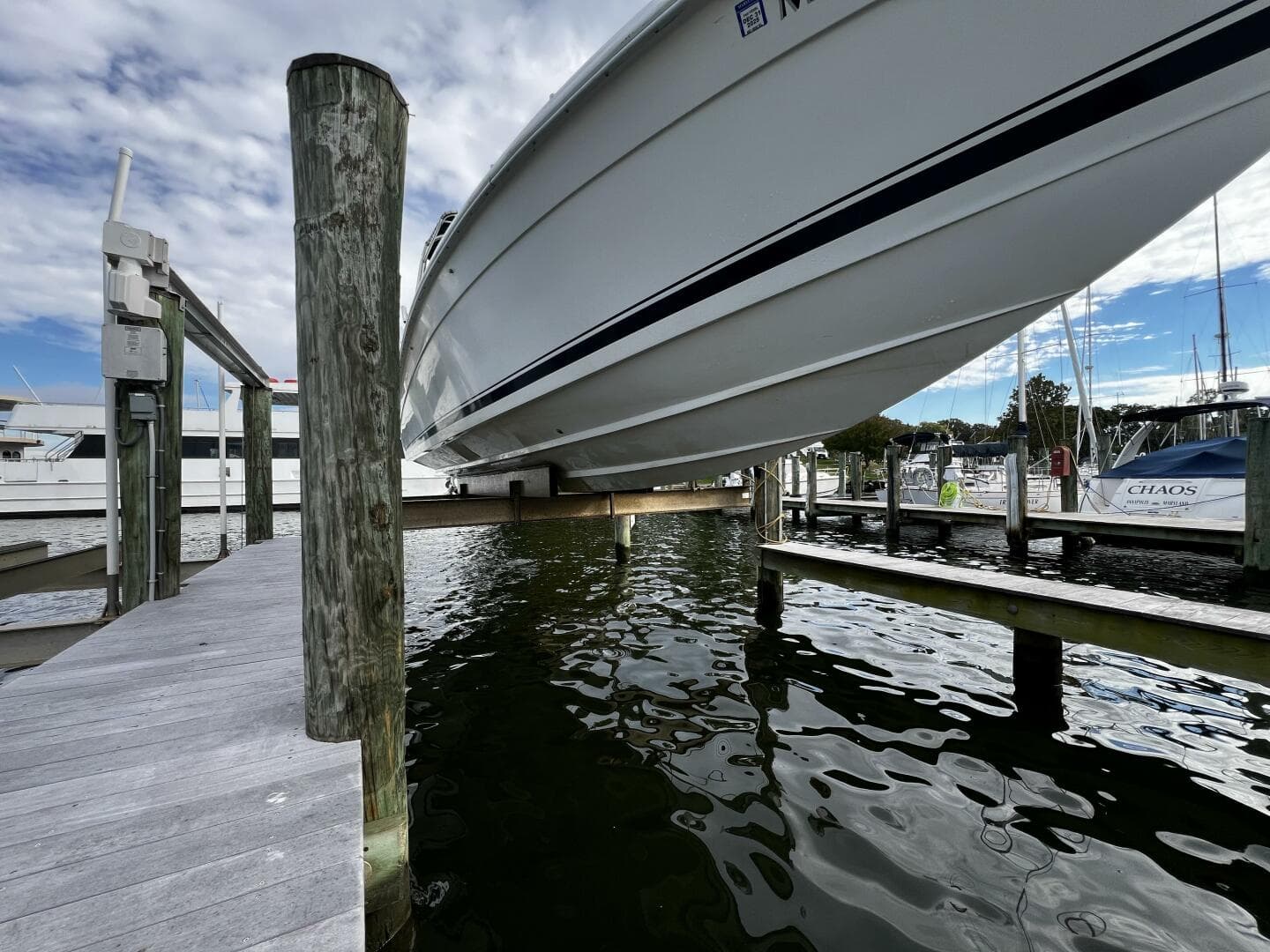 2000 Avanti 33 — photo 25