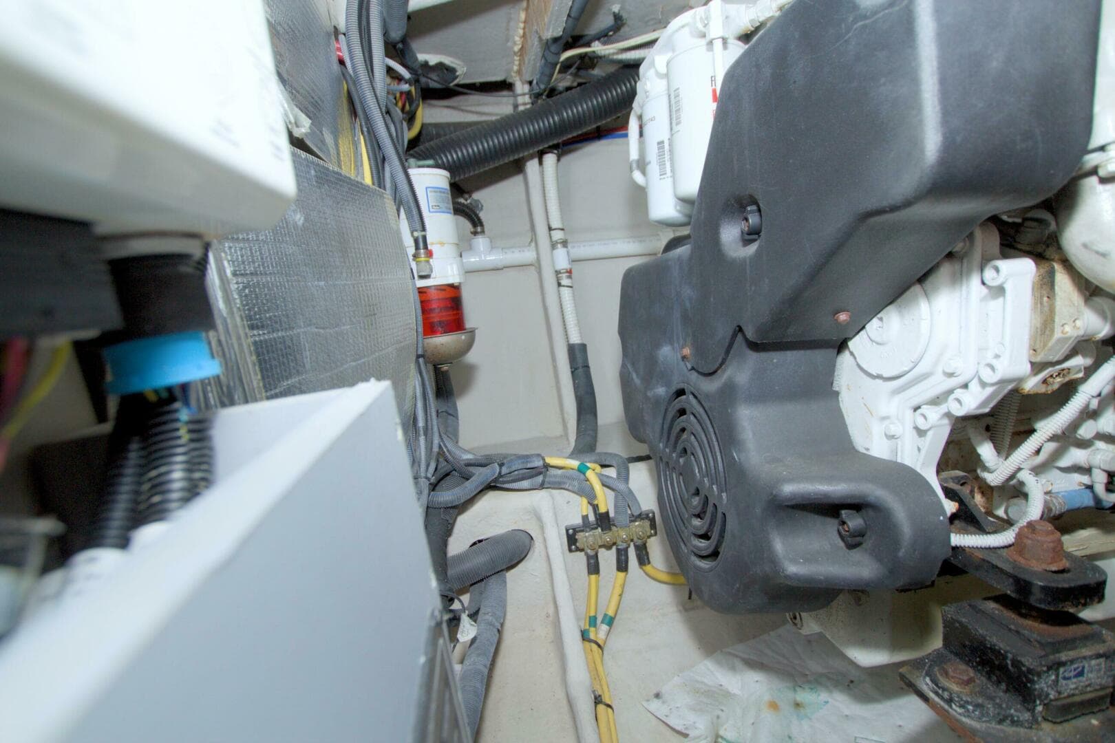 2013 Meridian 441 Sedan — photo 78