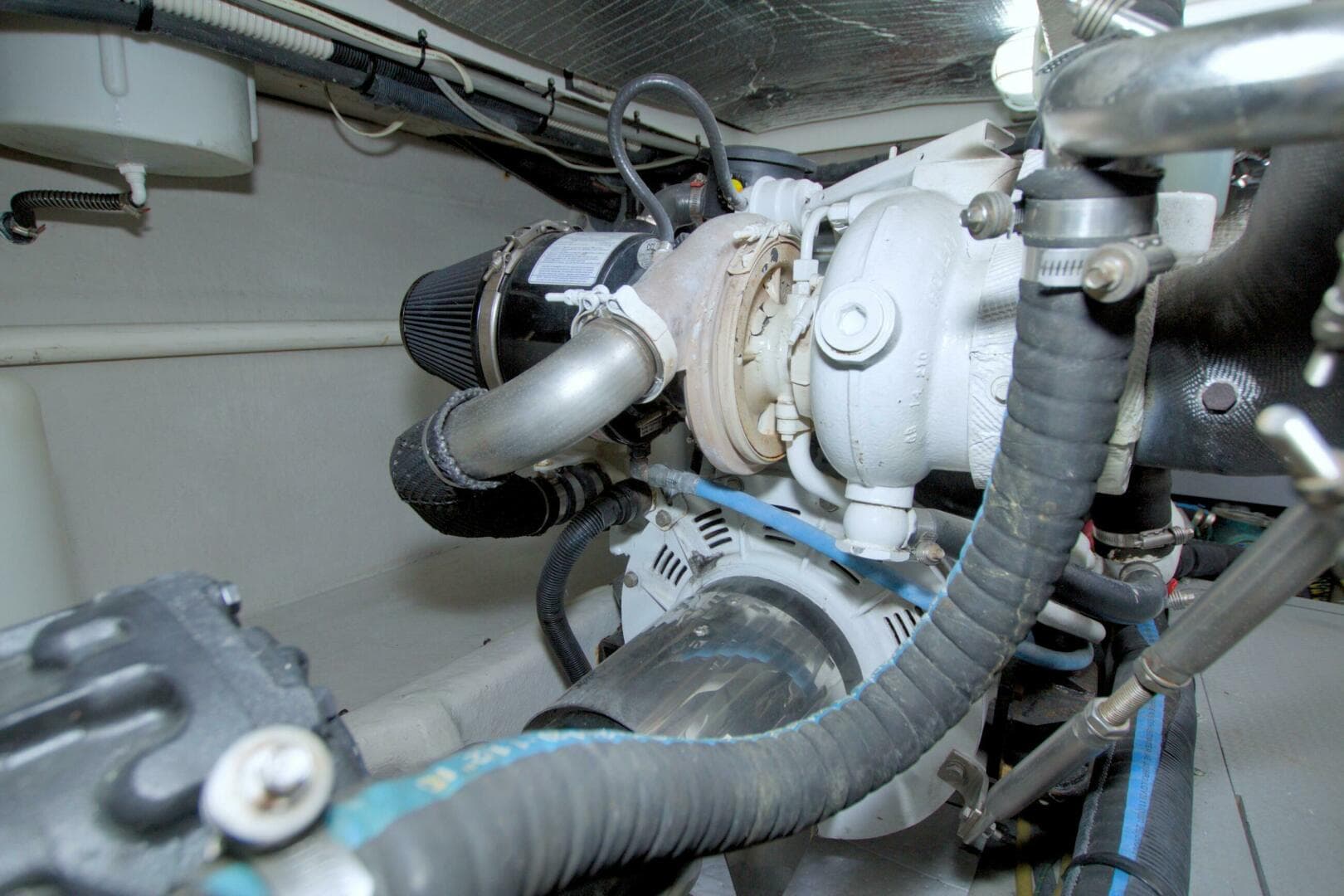 2013 Meridian 441 Sedan — photo 91