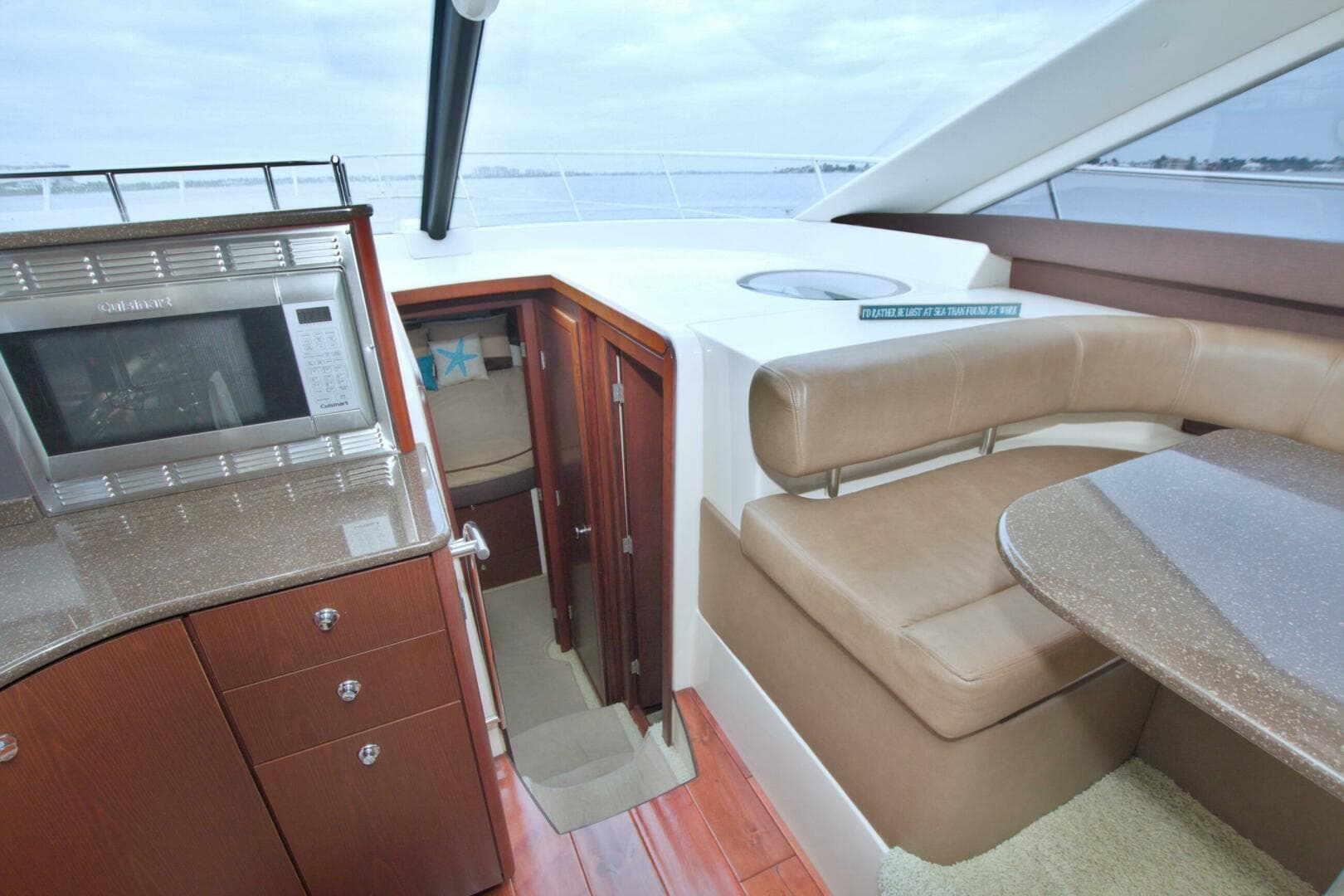 2013 Meridian 441 Sedan — photo 44