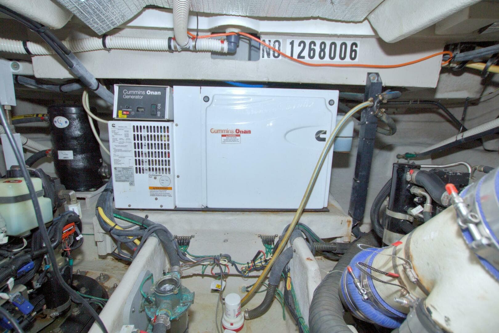 2013 Meridian 441 Sedan — photo 87