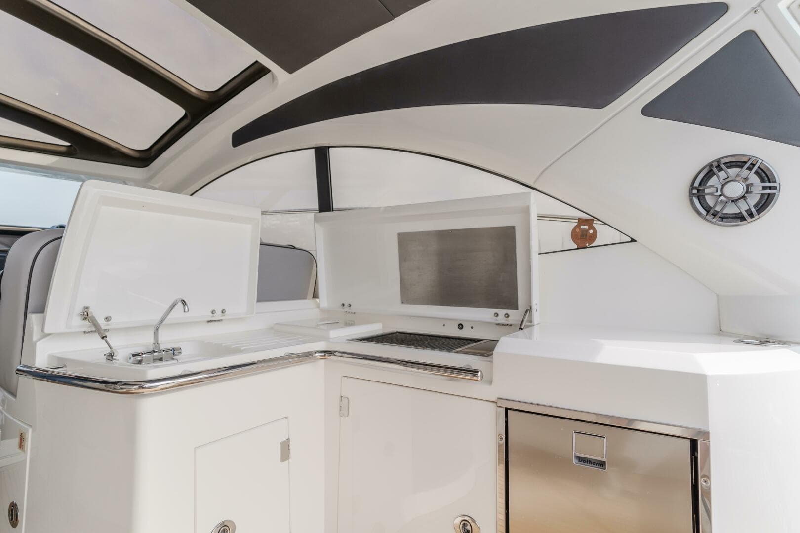 2012 Sunseeker 48 Portofino — photo 9