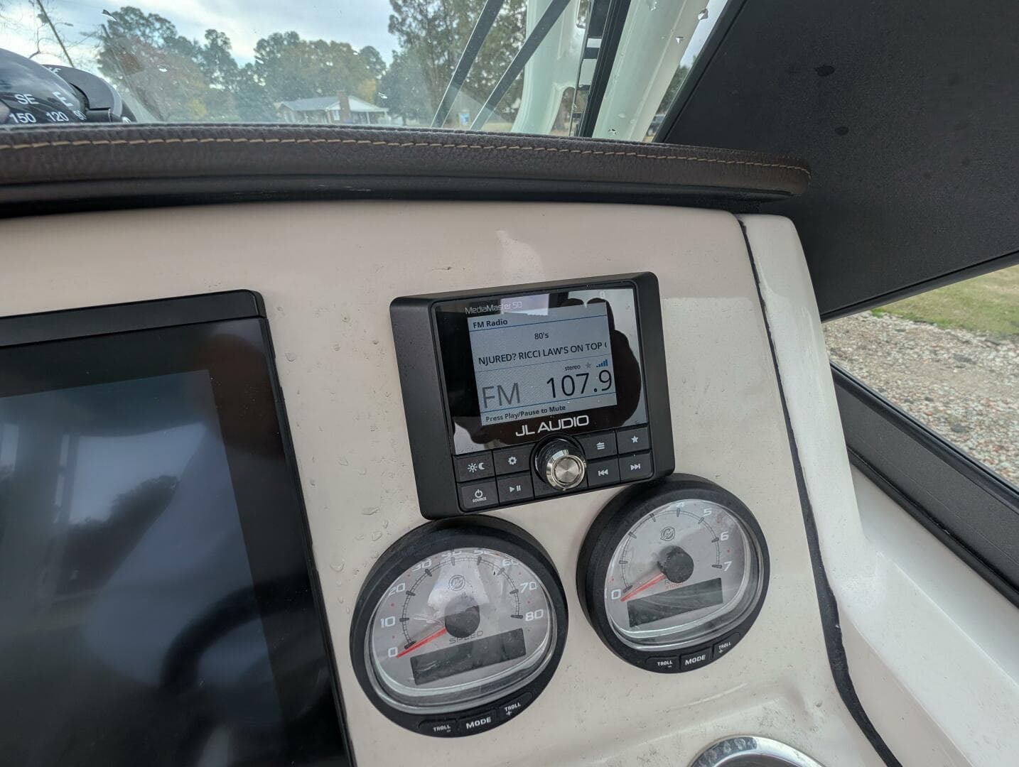 2023 Boston Whaler 240 Vantage — photo 84