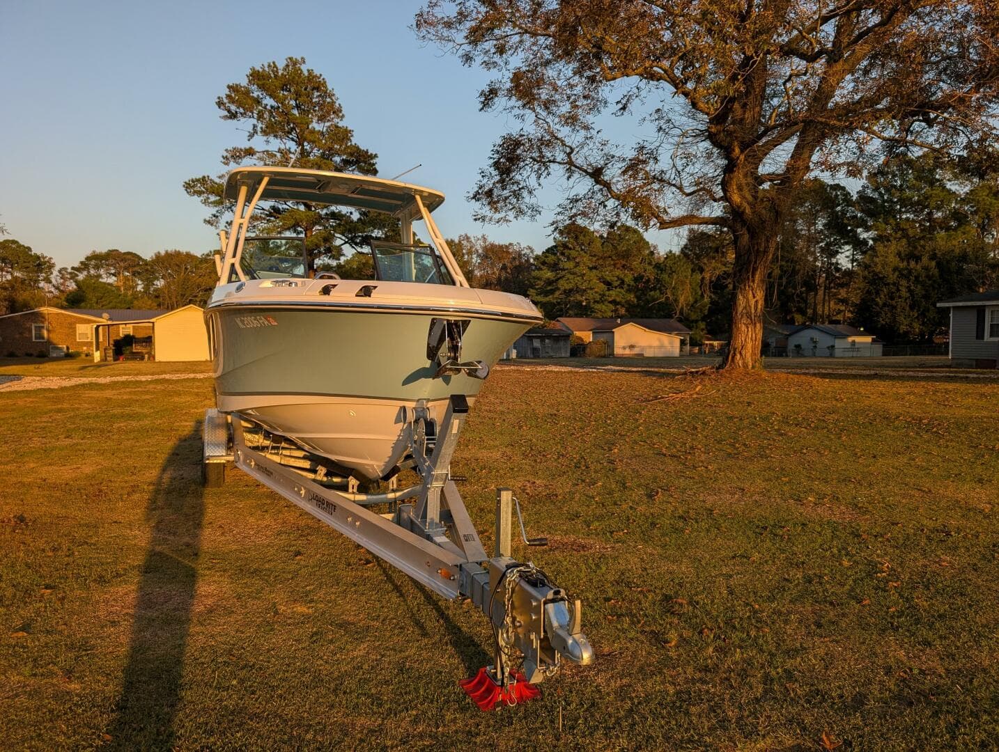2023 Boston Whaler 240 Vantage — photo 4