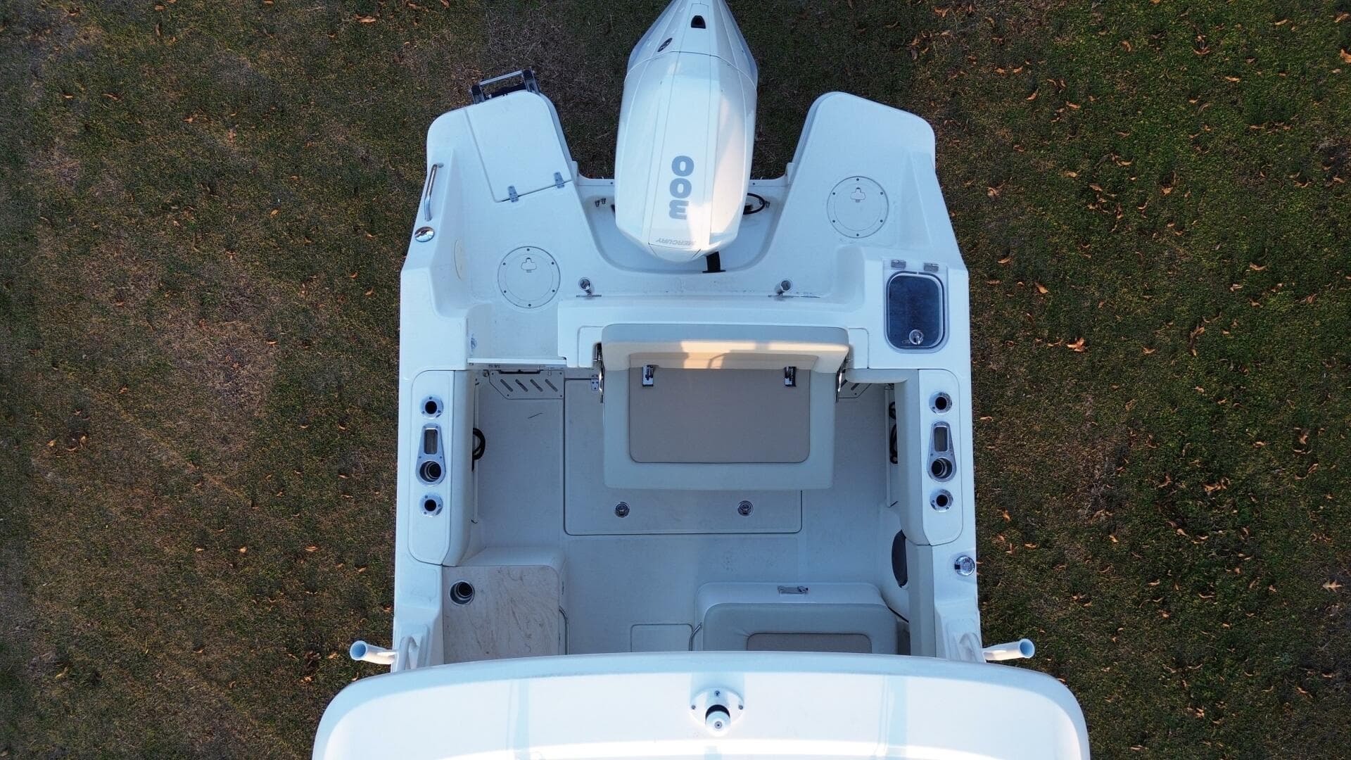 2023 Boston Whaler 240 Vantage — photo 73