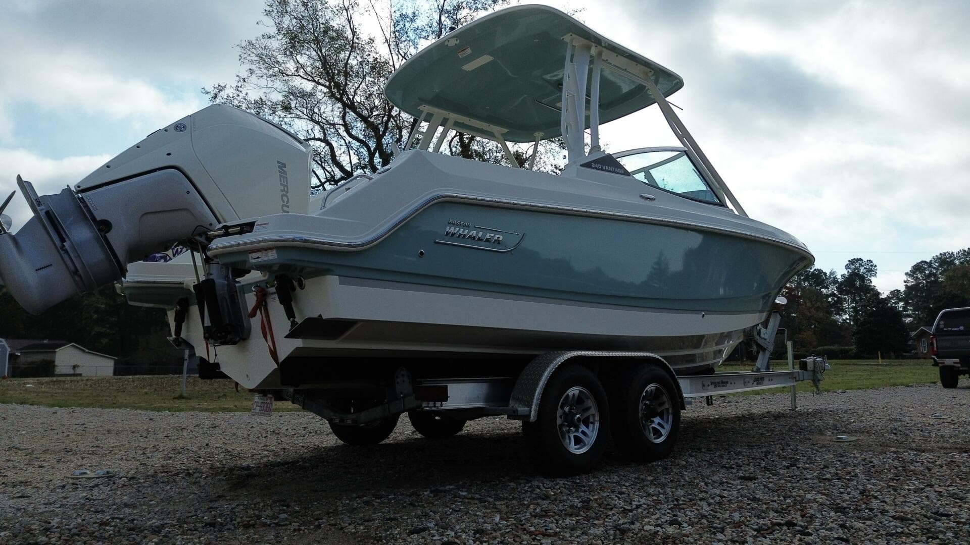 2023 Boston Whaler 240 Vantage — photo 69