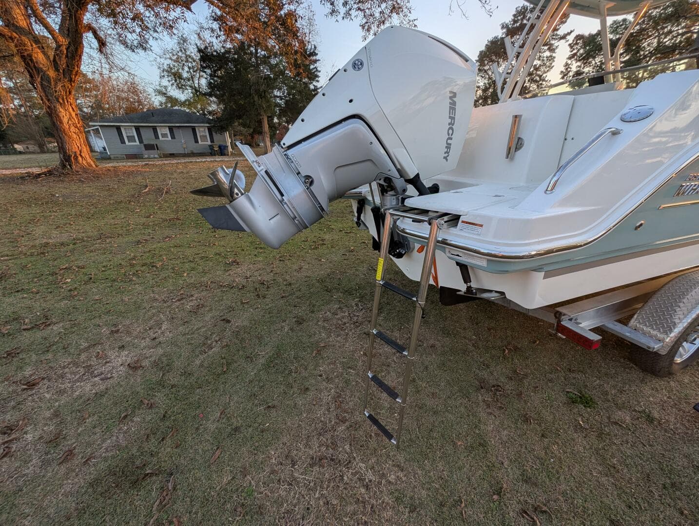 2023 Boston Whaler 240 Vantage — photo 60