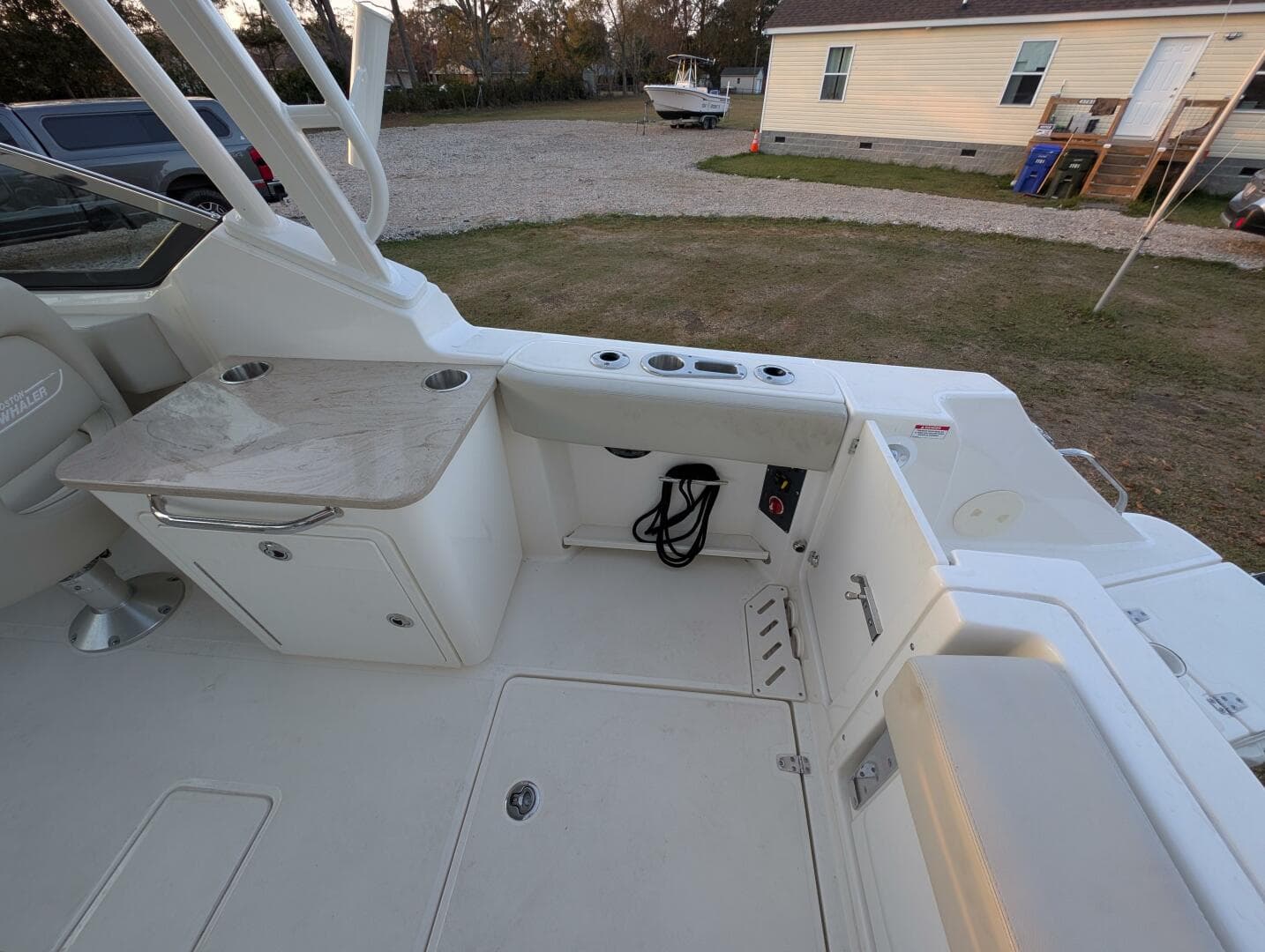 2023 Boston Whaler 240 Vantage — photo 26