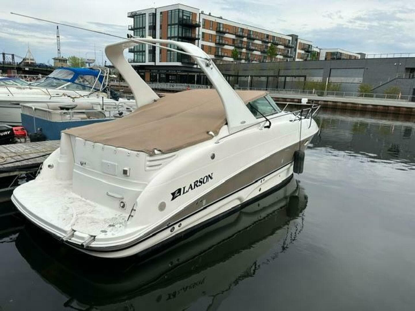 2006 Larson Cabrio 274 — photo 5