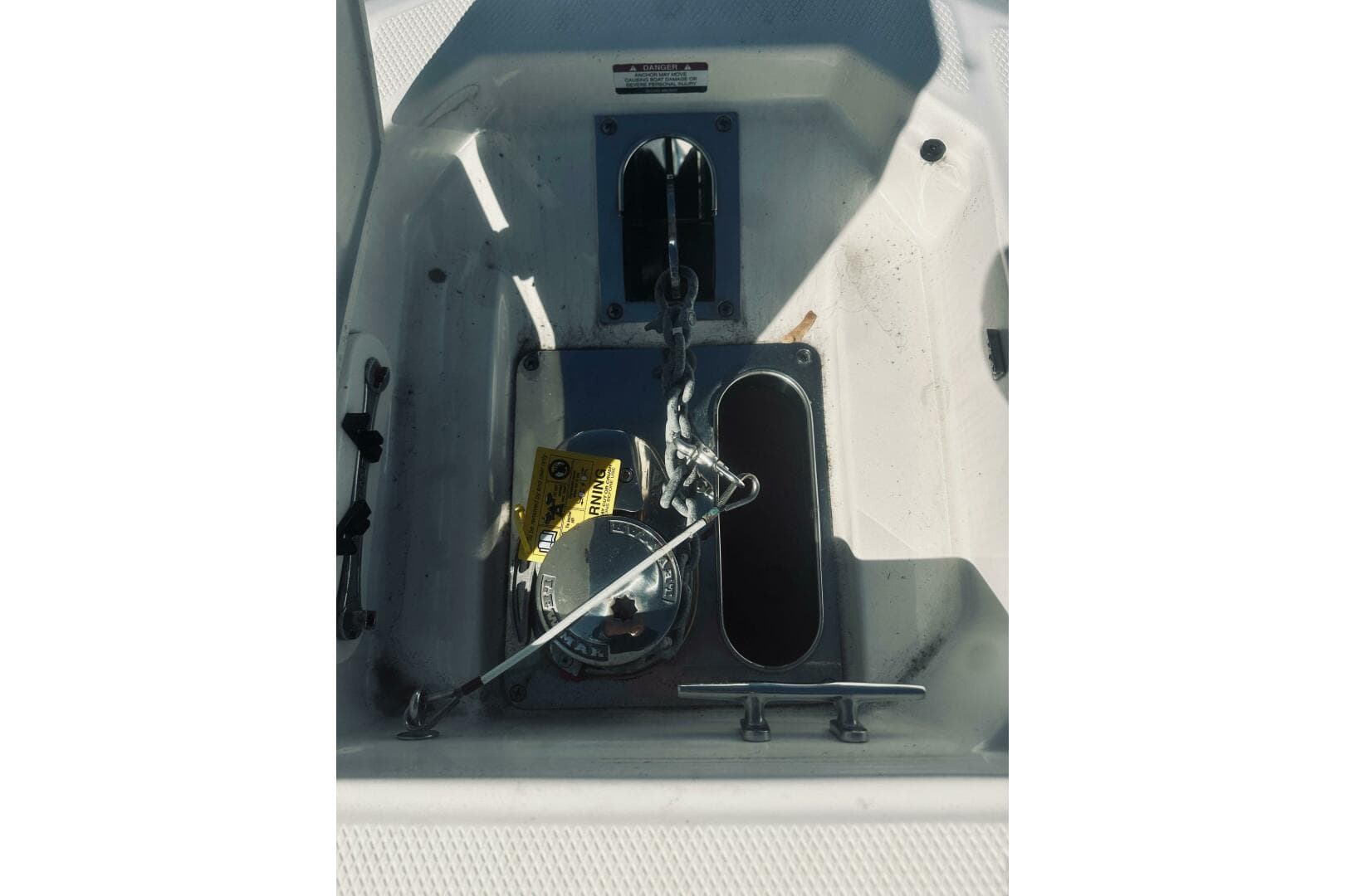 2022 Robalo R272 Center Console — photo 53