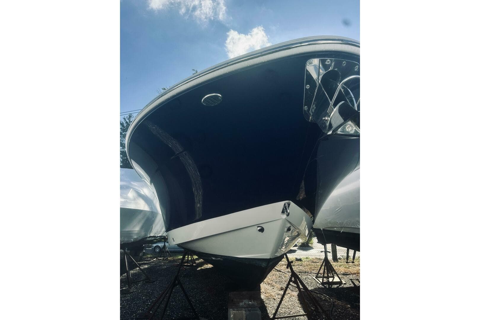2022 Robalo R272 Center Console — photo 2