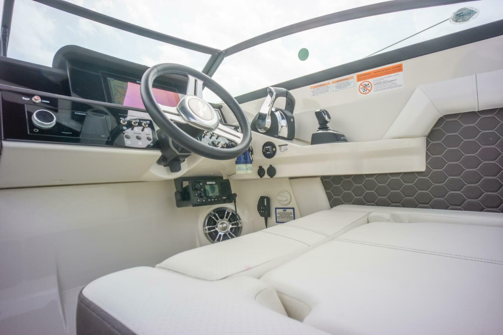 2022 Sea Ray — photo 35