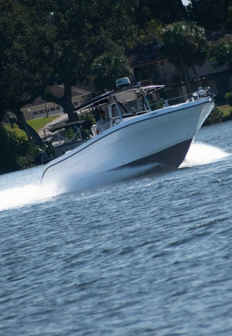 2004 Century 3200 Center Console — photo 50