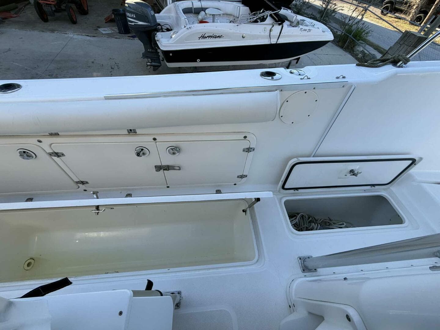 2004 Century 3200 Center Console — photo 21