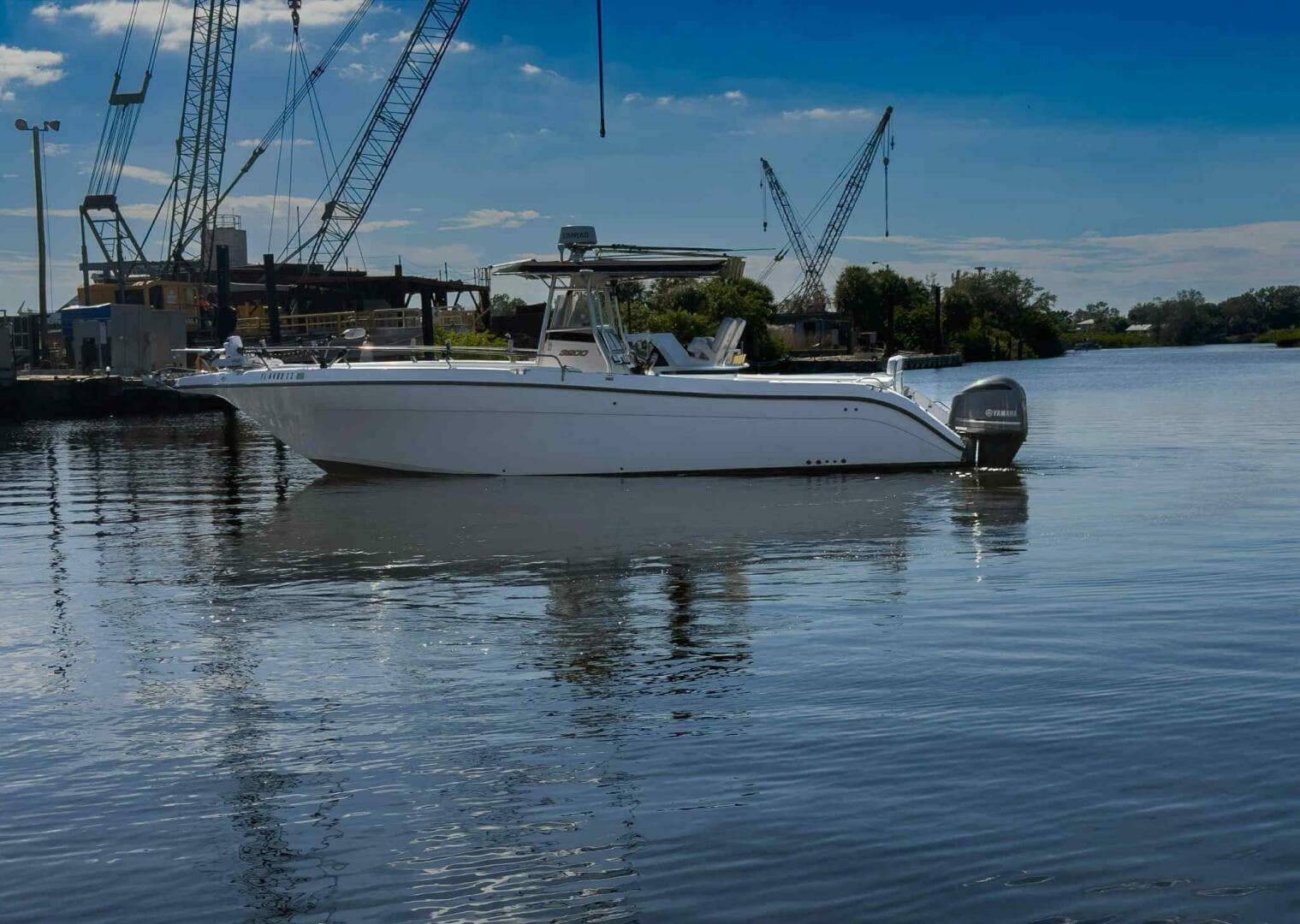 2004 Century 3200 Center Console — photo 58