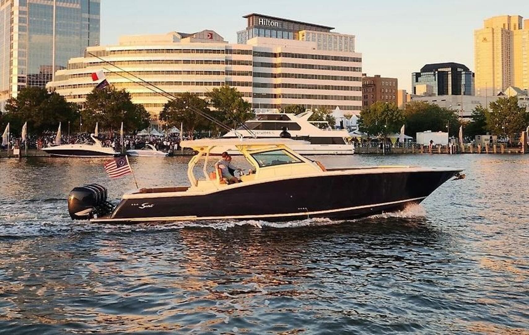 2016 Scout 42 LXF — photo 2