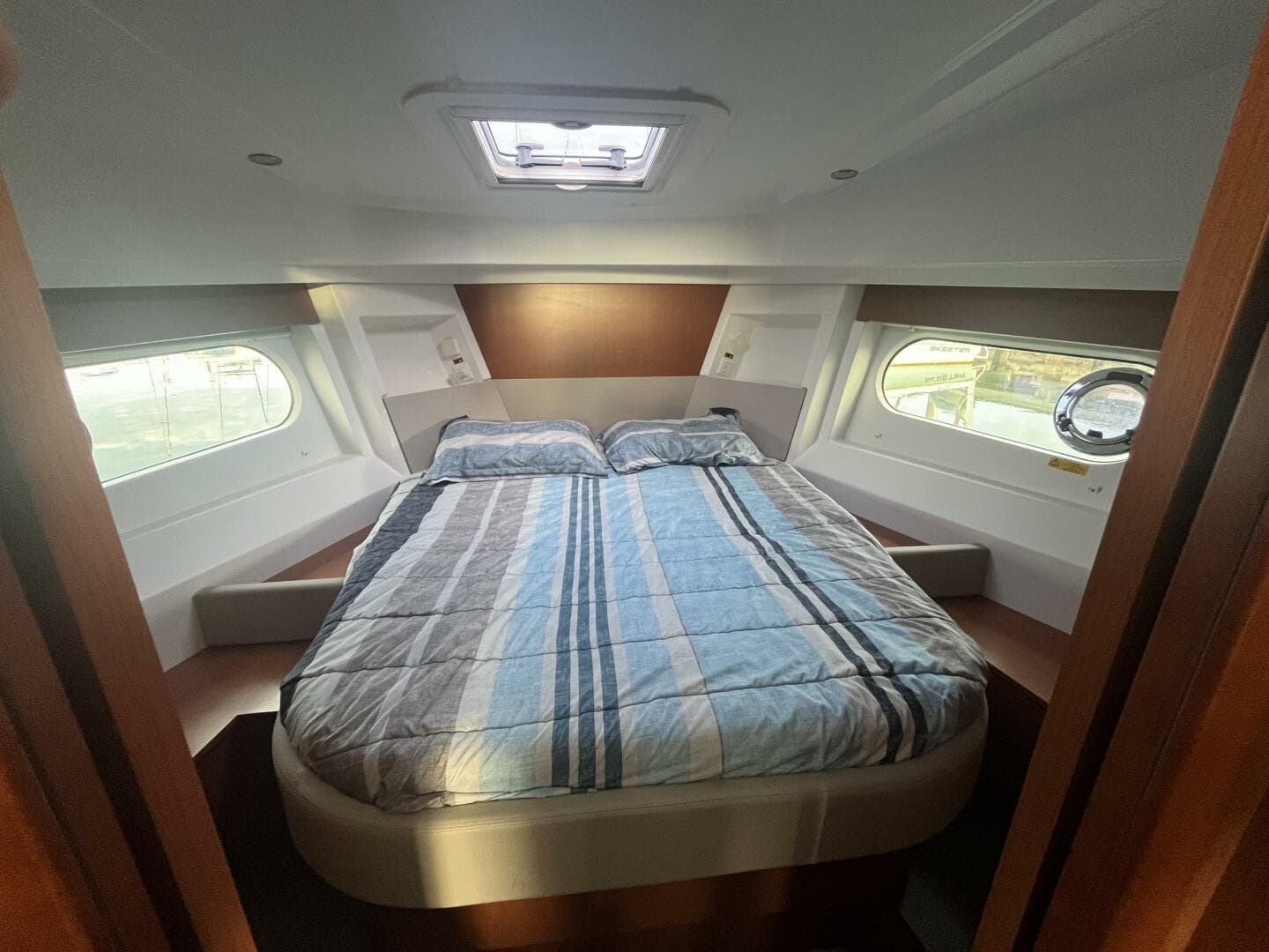 2016 Beneteau Swift Trawler 30 — photo 15