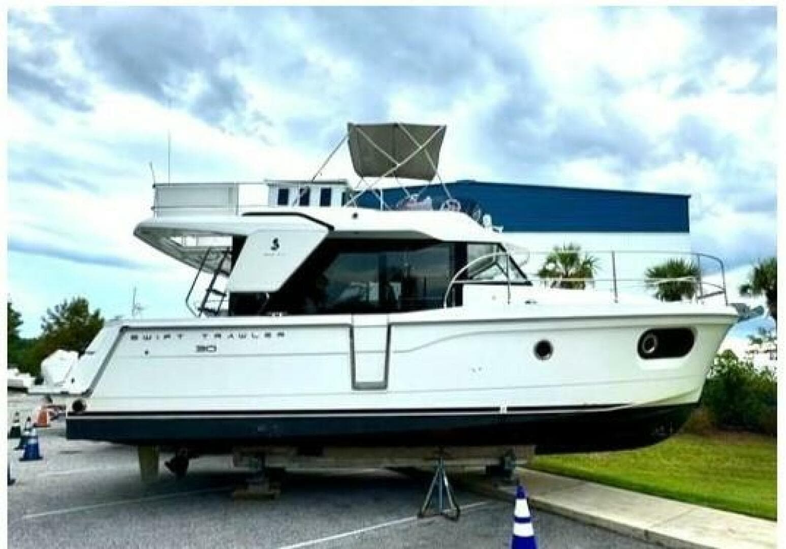 2016 Beneteau Swift Trawler 30 — photo 34