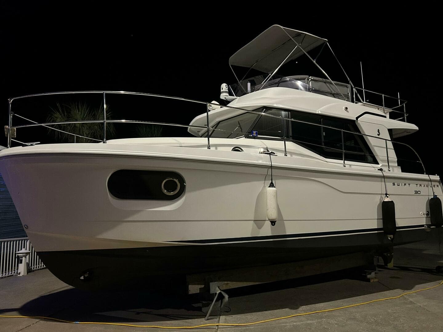 2016 Beneteau Swift Trawler 30 — photo 2