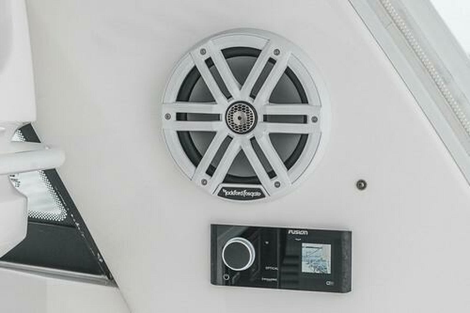 2022 Intrepid 477 Evolution — photo 45