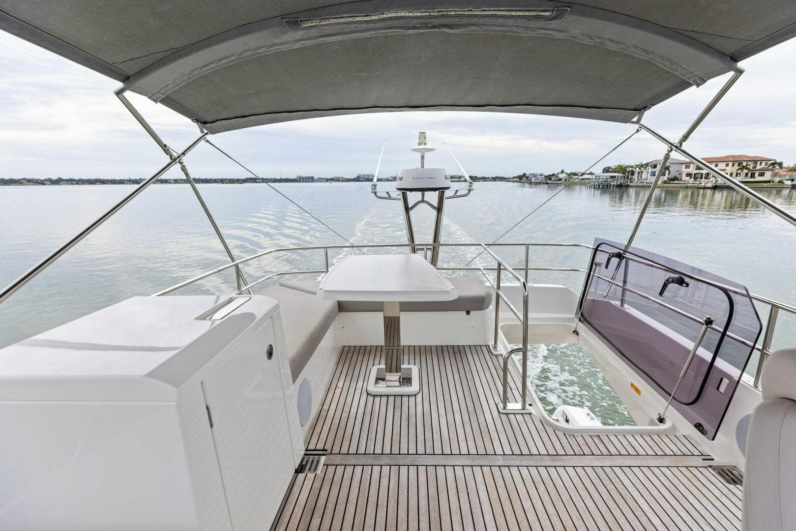 2022 Prestige 420 — photo 37