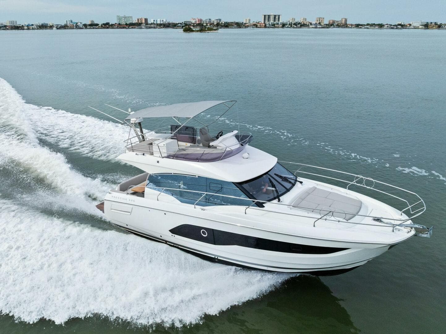 2022 Prestige 420 — photo 59