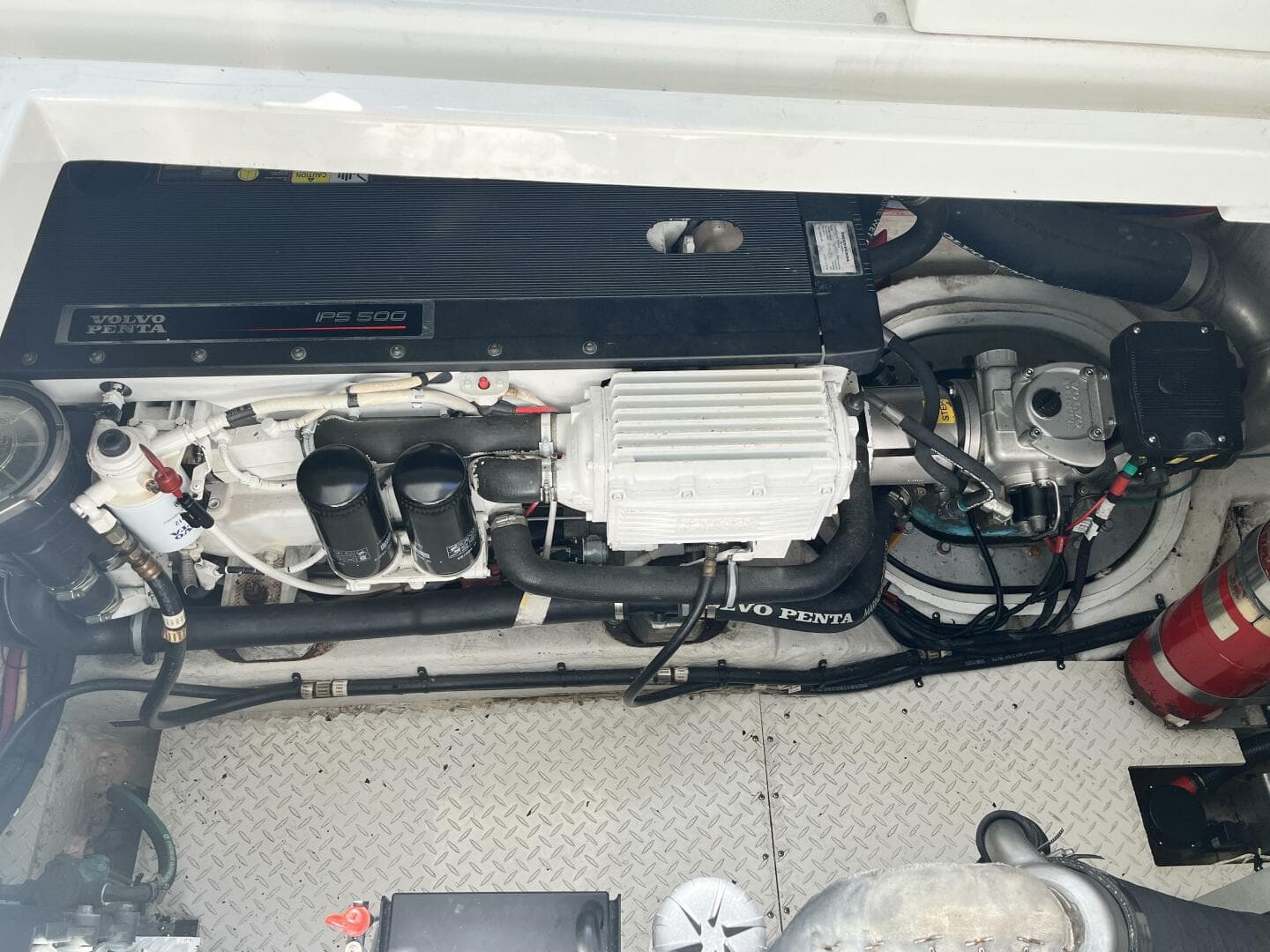 2008 Cruisers Yachts 390 Sport Coupe — photo 42