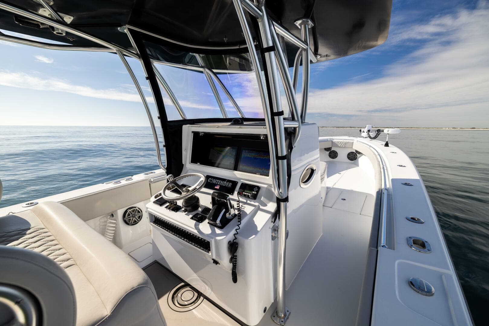 2016 Contender — photo 38