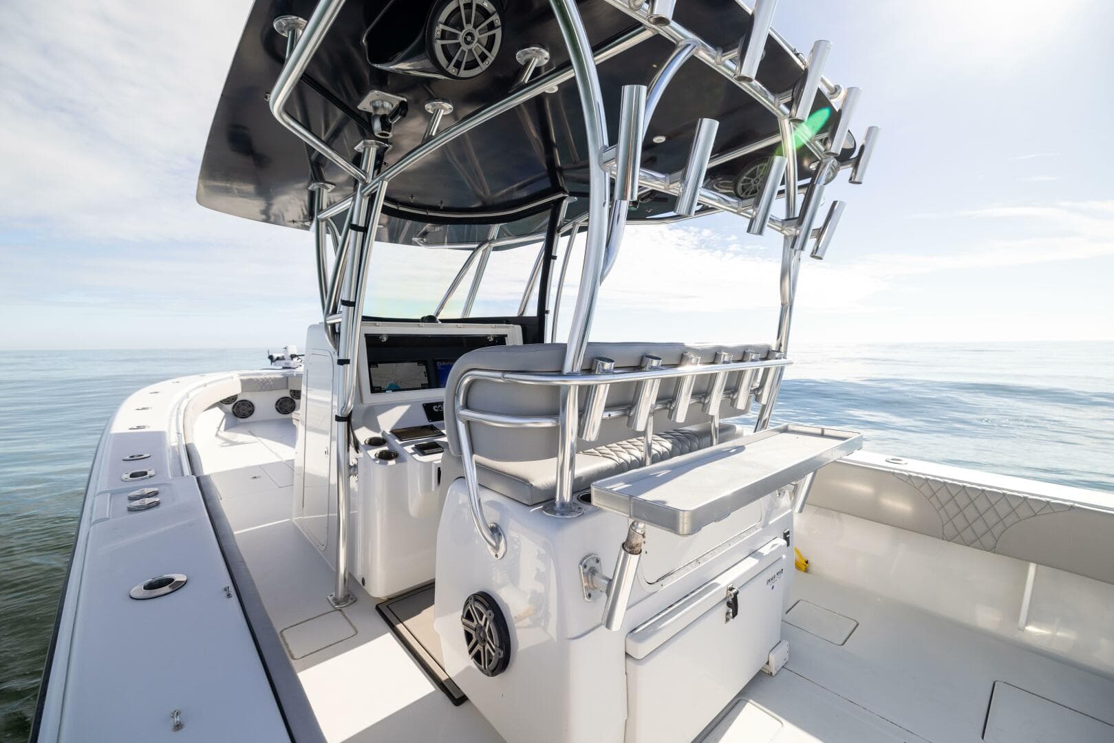 2016 Contender — photo 30