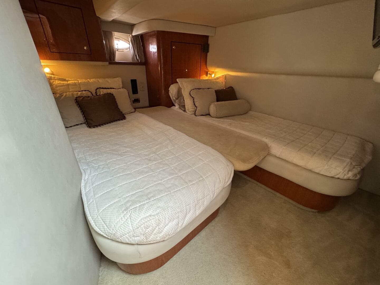 2001 Sea Ray 510 Sundancer — photo 26