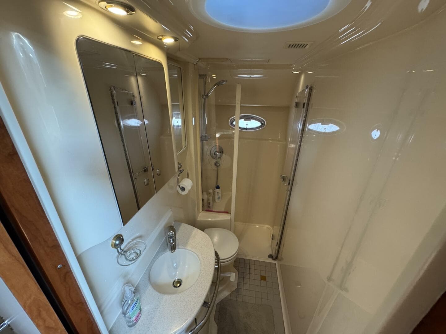 2001 Sea Ray 510 Sundancer — photo 28