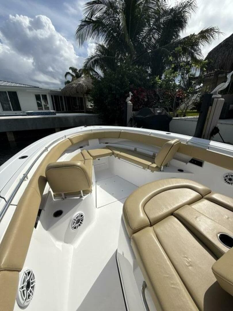 2023 Sportsman 352 Open — photo 18