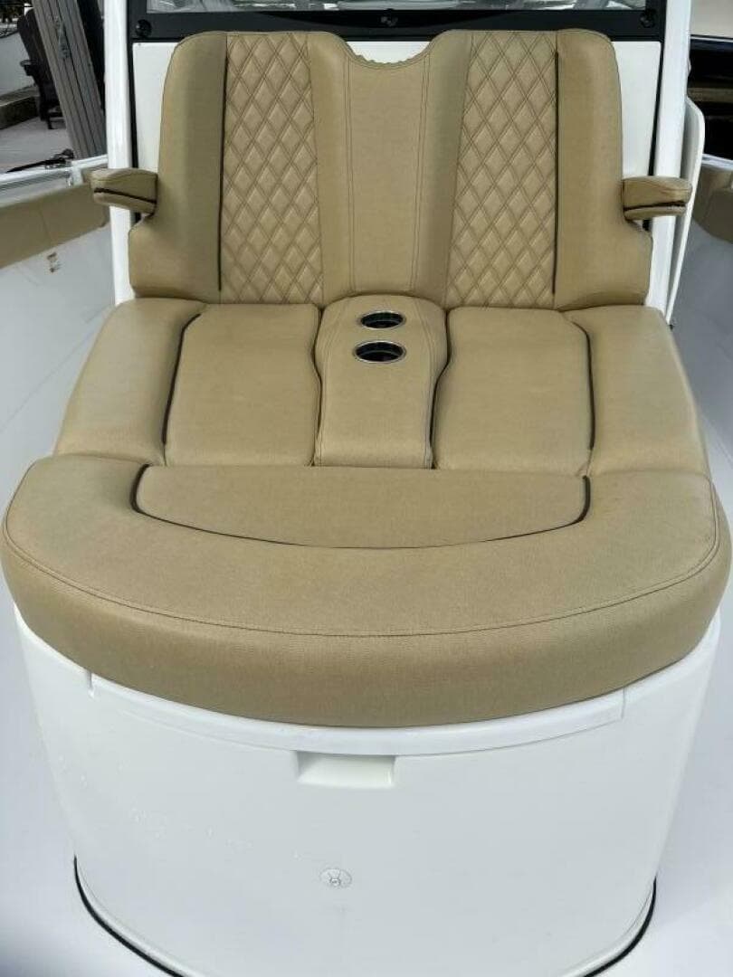 2023 Sportsman 352 Open — photo 24