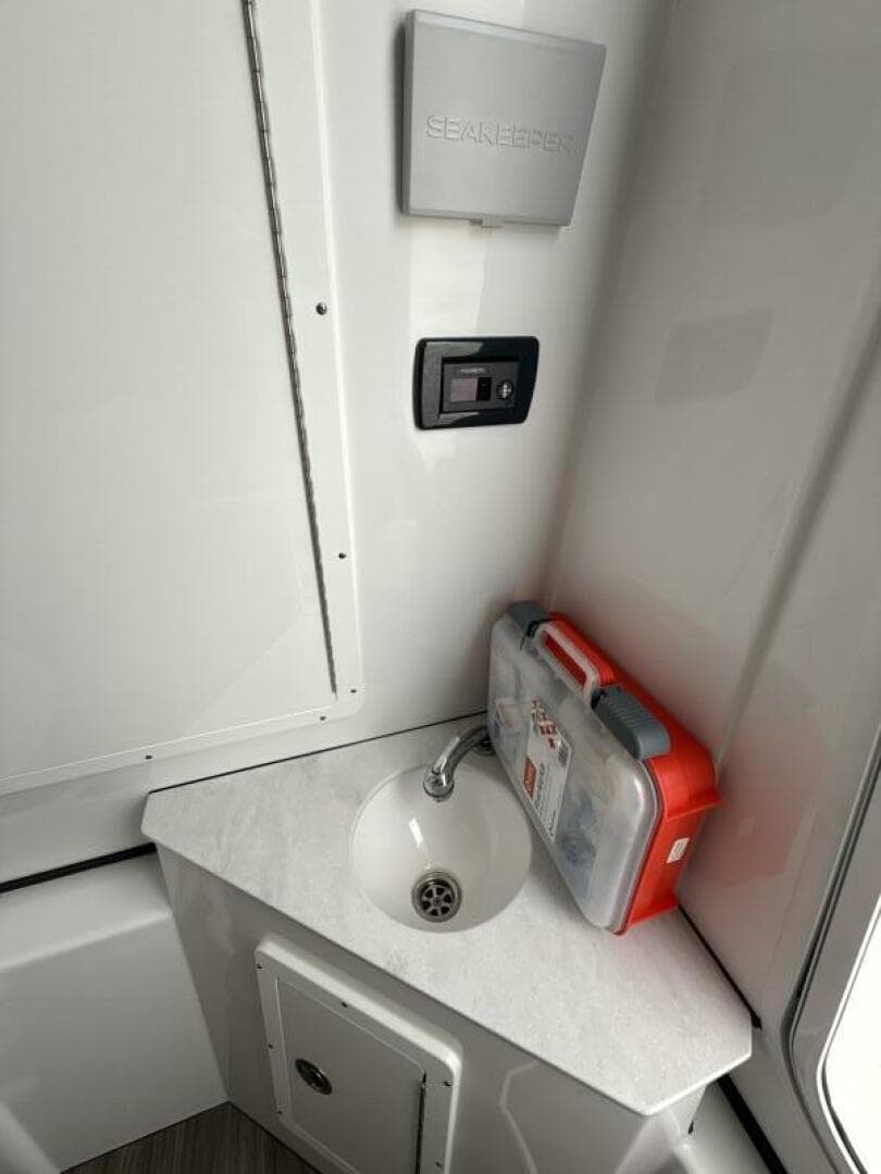 2023 Sportsman 352 Open — photo 41