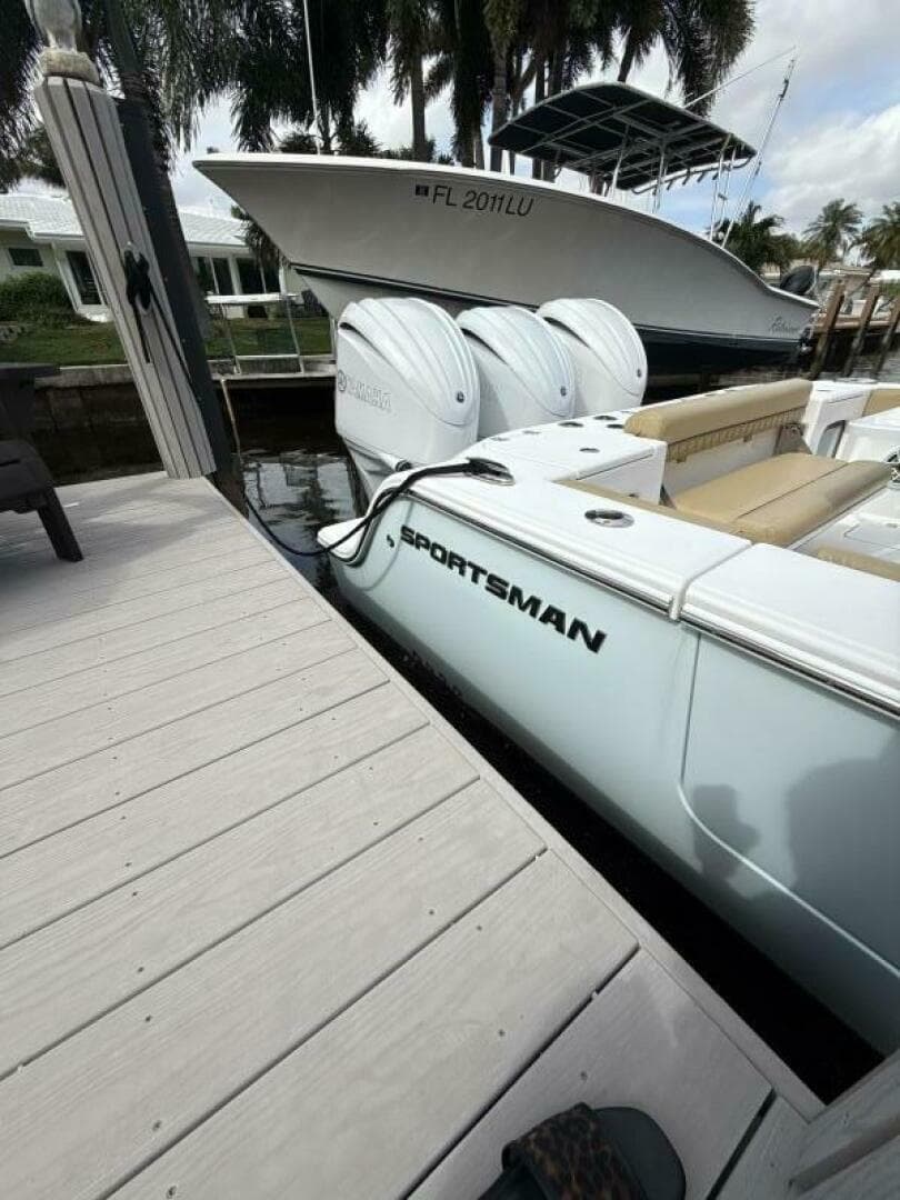 2023 Sportsman 352 Open — photo 5