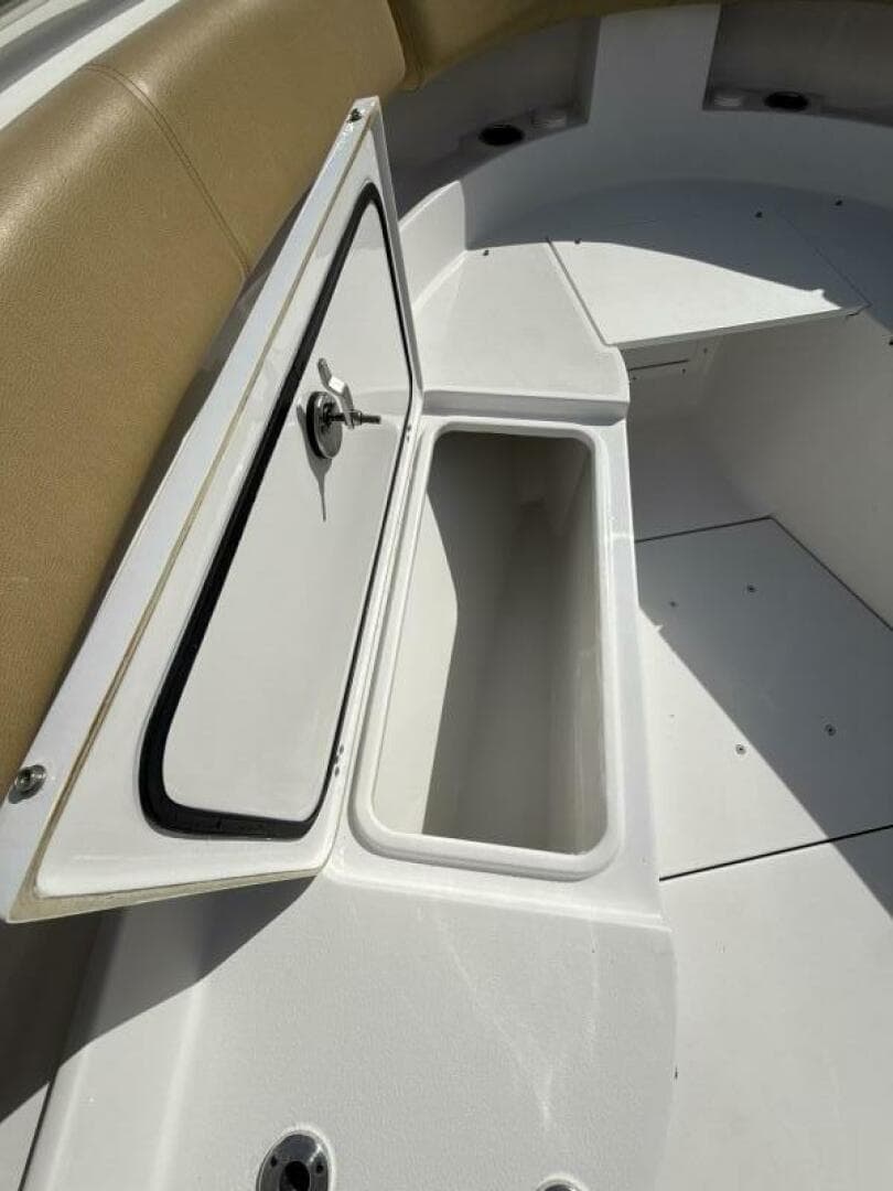 2023 Sportsman 352 Open — photo 29