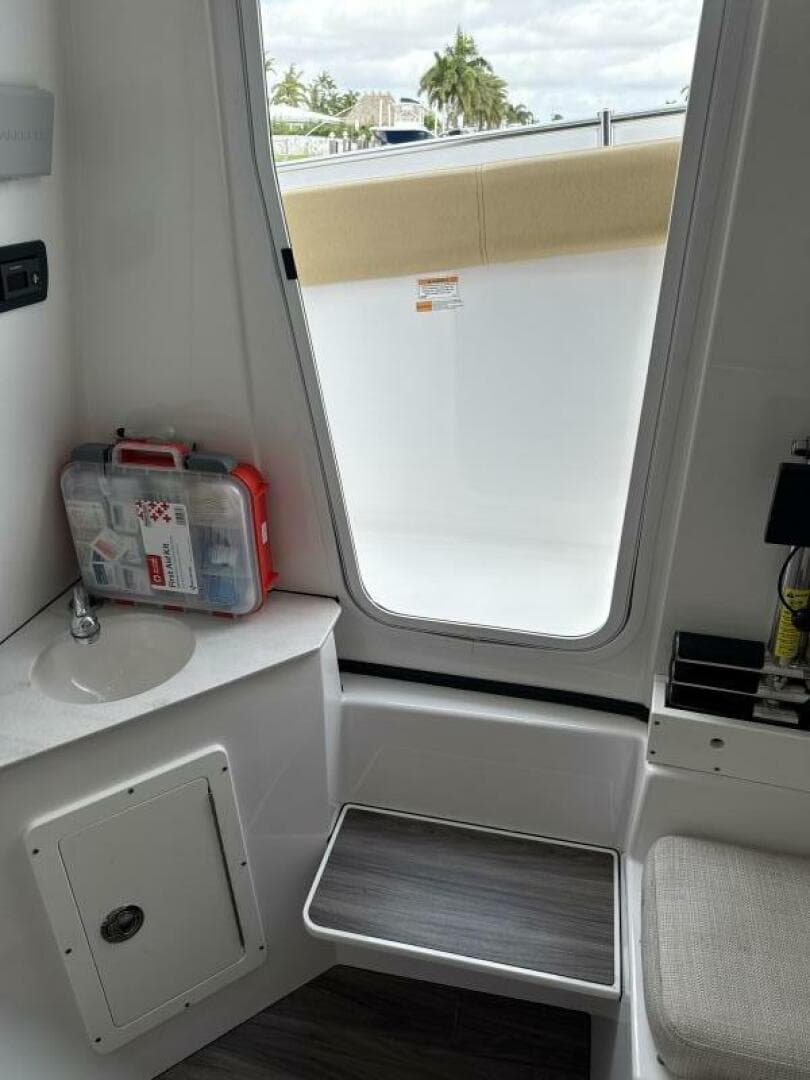 2023 Sportsman 352 Open — photo 40