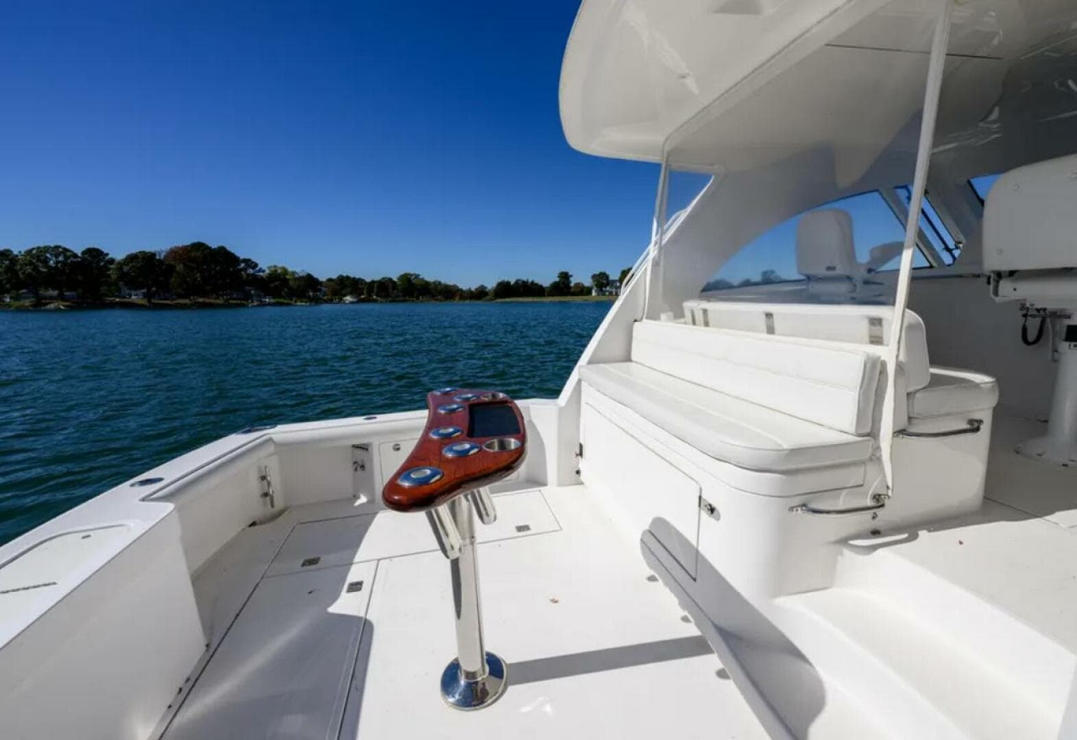 2013 Cabo 40 Hardtop Express — photo 16