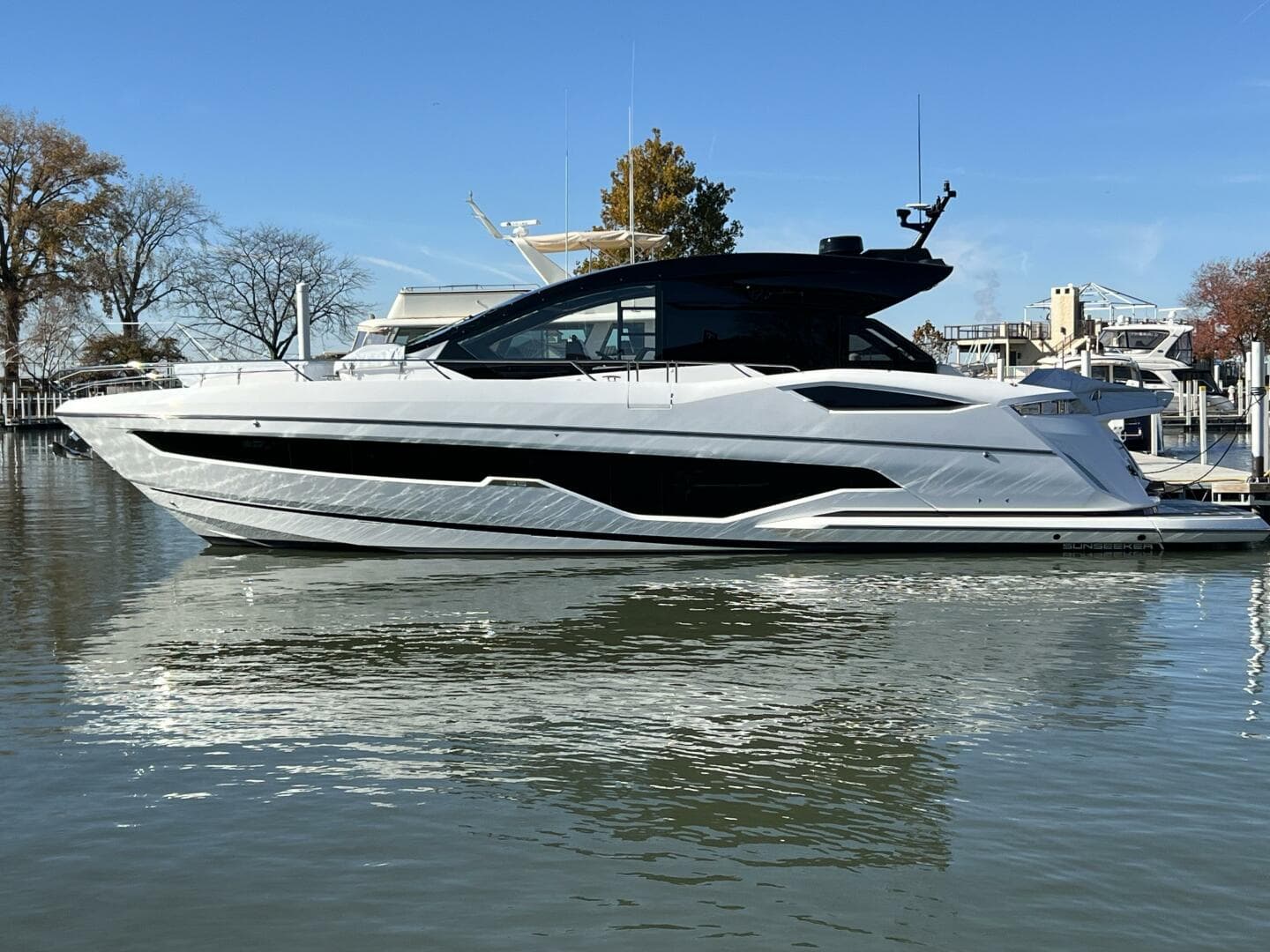 2026 Sunseeker 55 Predator — photo 10