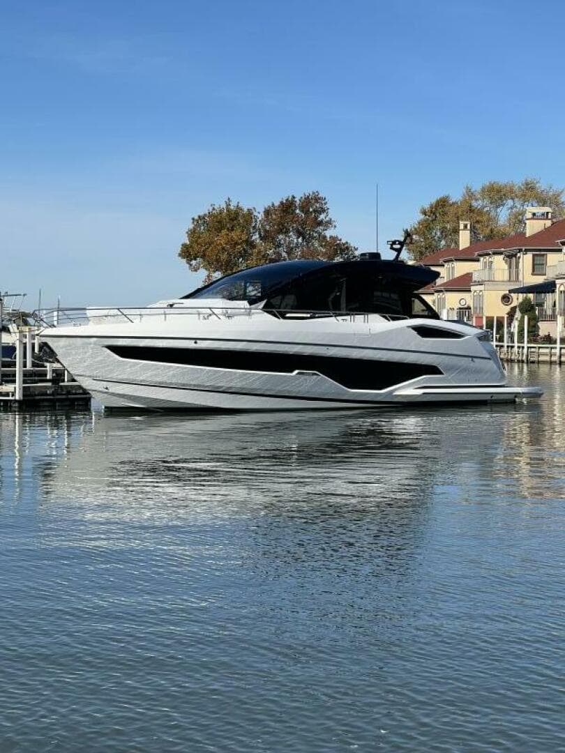 2026 Sunseeker 55 Predator — photo 3