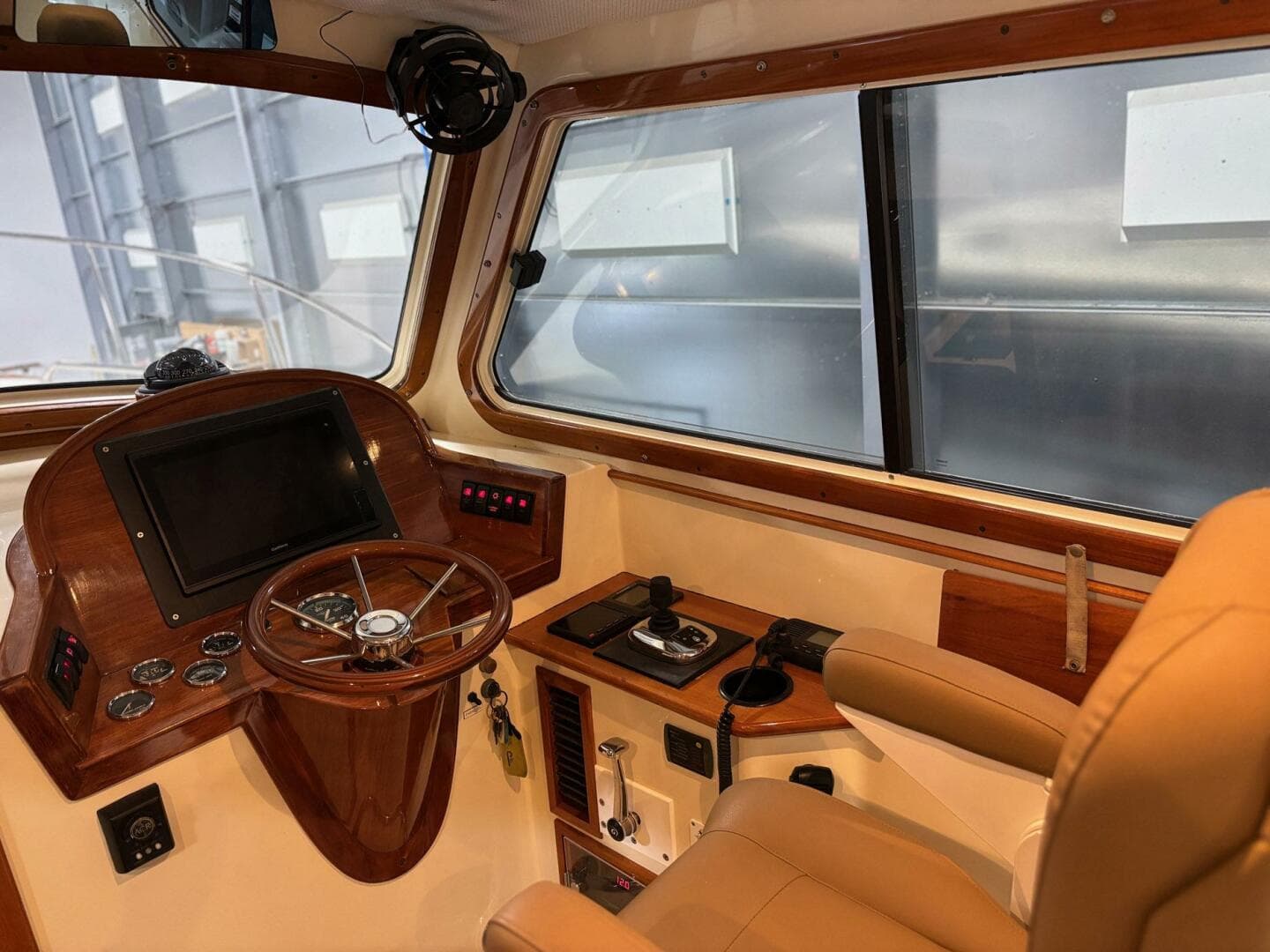 2003 Hinckley 36 Picnic Boat Ep — photo 7