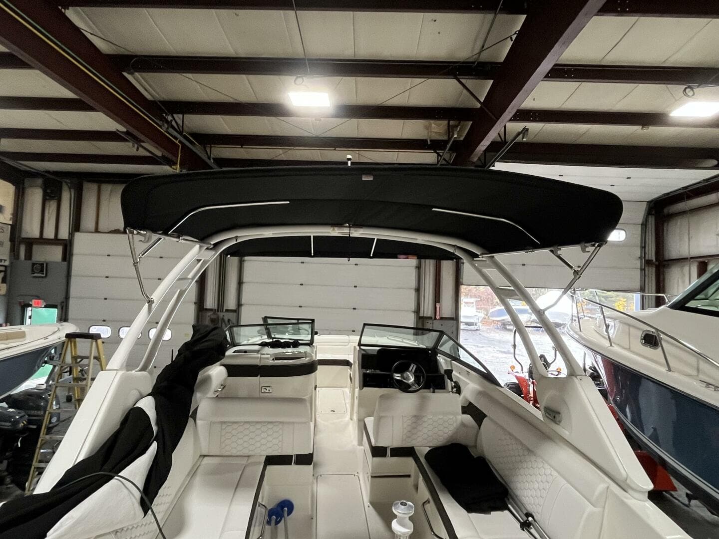 2021 Sea Ray 270 Sdx OB — photo 11