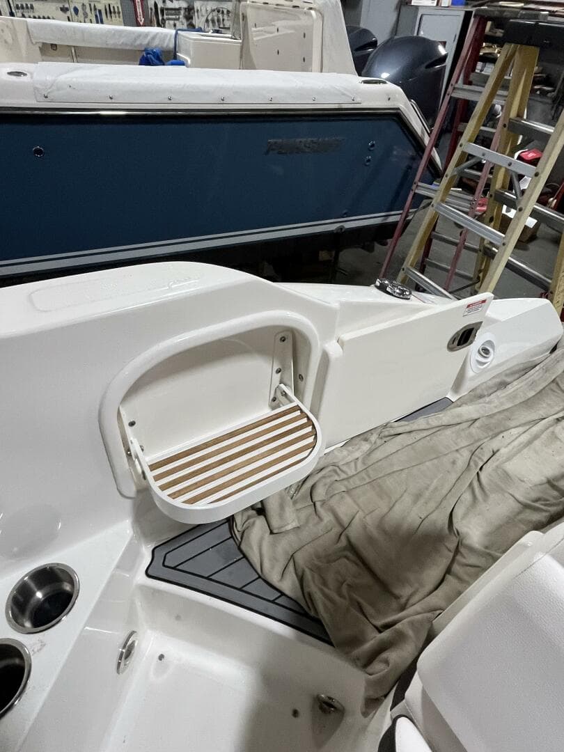 2021 Sea Ray 270 Sdx OB — photo 33