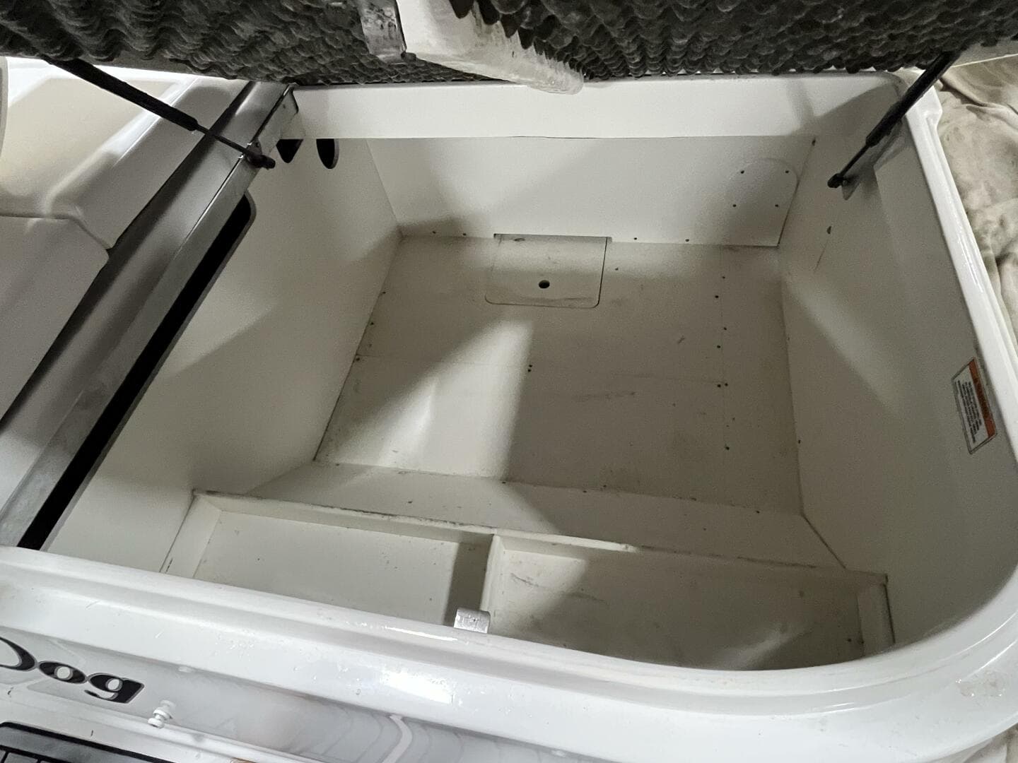 2021 Sea Ray 270 Sdx OB — photo 31