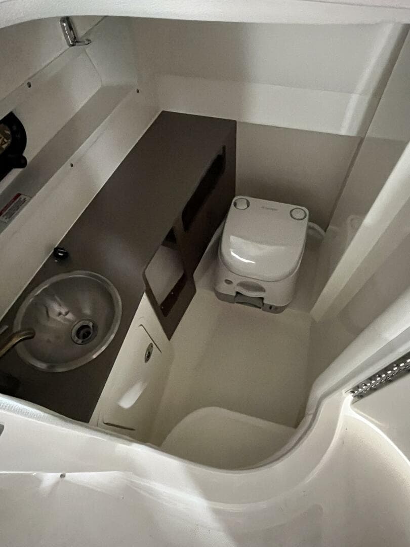 2021 Sea Ray 270 Sdx OB — photo 26