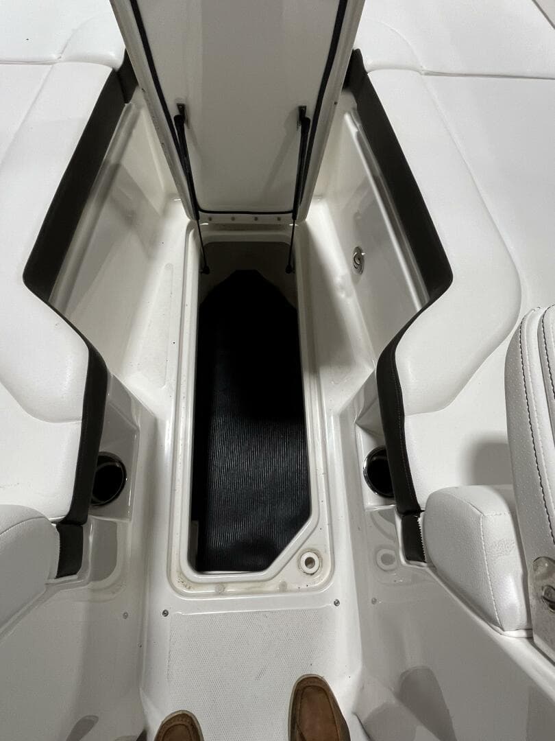 2021 Sea Ray 270 Sdx OB — photo 27